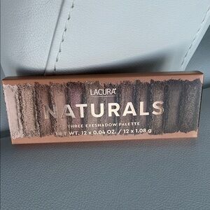 Lacura Naturals Three Eyeshadow Palette - Brown Shades